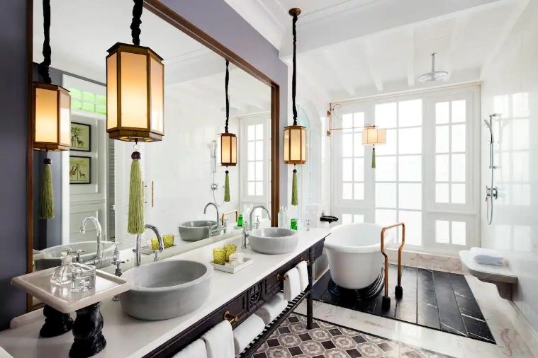 Deluxe Emerald Bay View